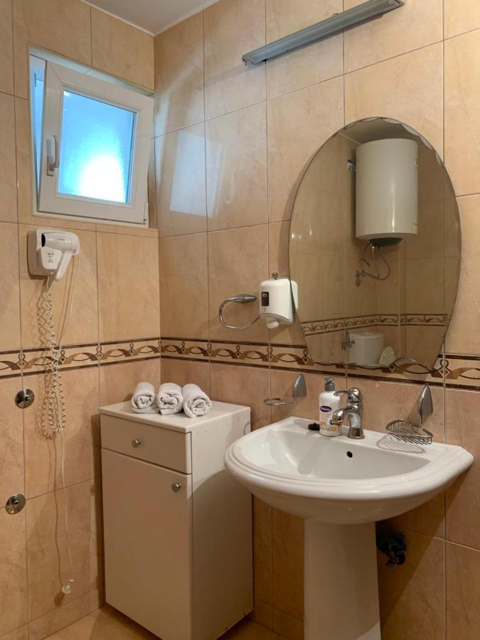 Apartament The Four Fish Petrovac Zewnętrze zdjęcie