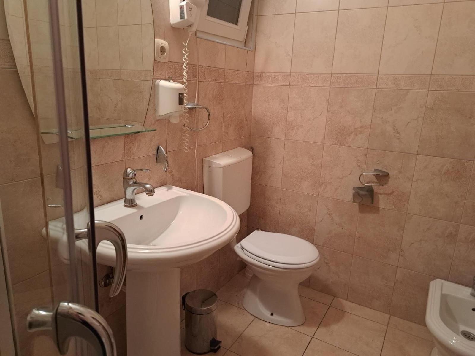 Apartament The Four Fish Petrovac Zewnętrze zdjęcie